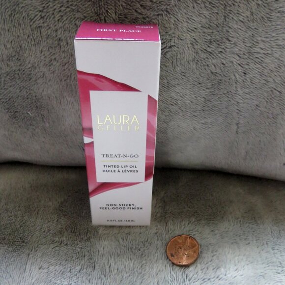 NEW NIB Laura Geller "First Place" Treat N Go Tinted Lip Oil .13 oz - Soft Berry - Picture 1 of 9